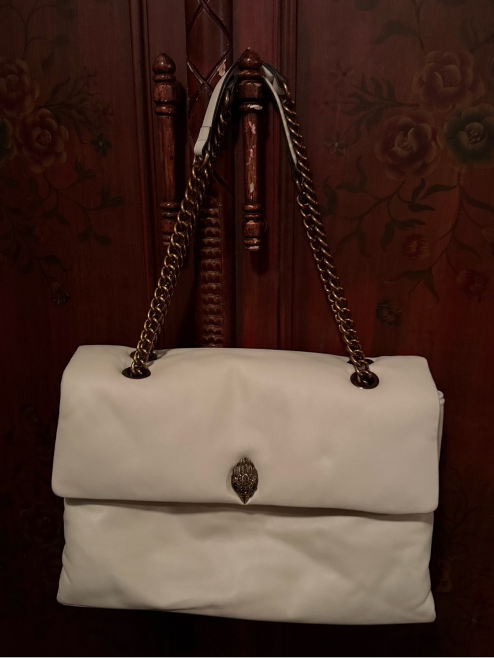 Kurt Geiger XXL Kew Leather Shoulder Bag with Gold Chain - Picture 6 of 9